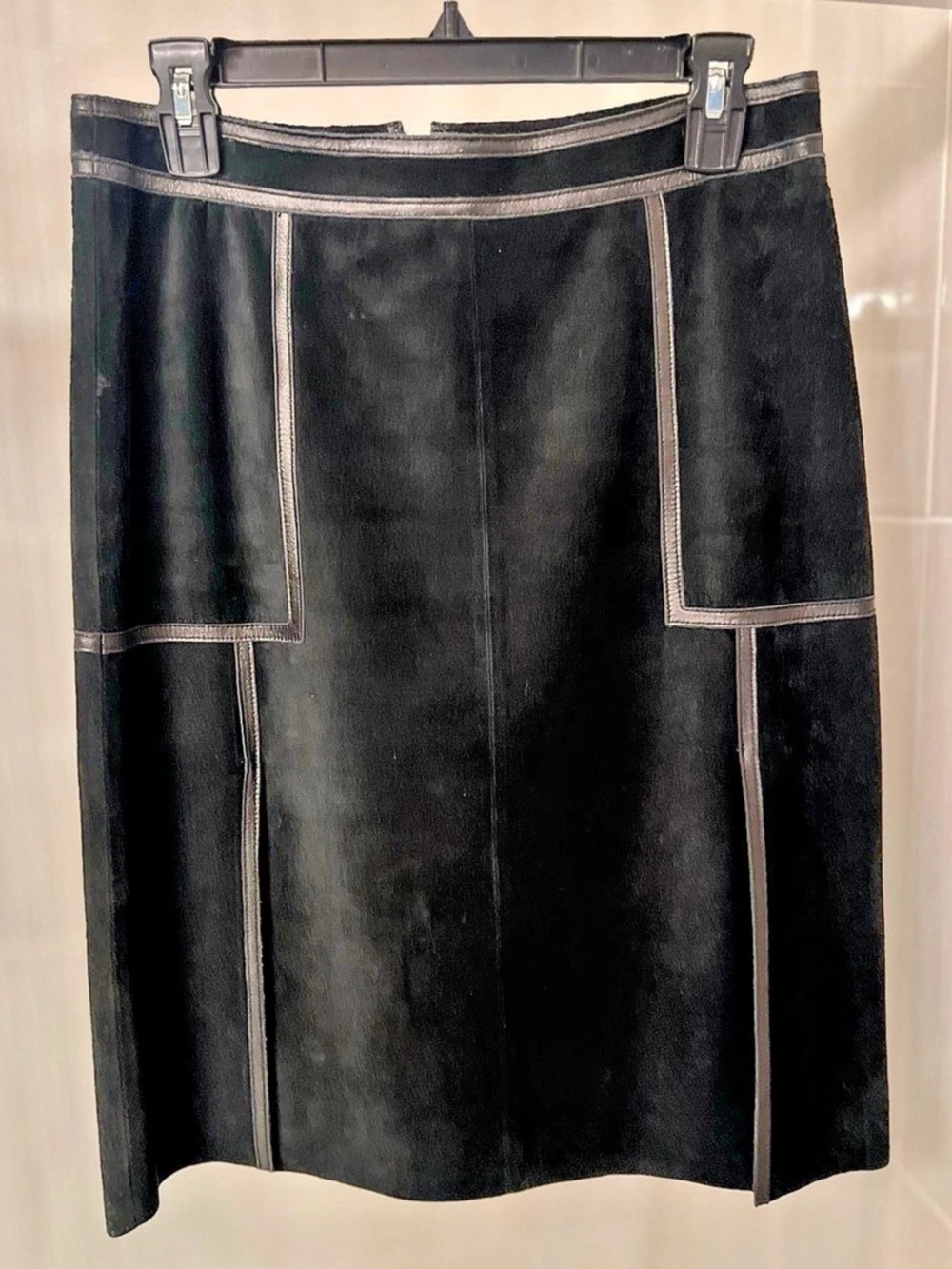Kenneth Cole New York 100% Genuine Suede Pencil Skirt Black Leather Trim Size 4